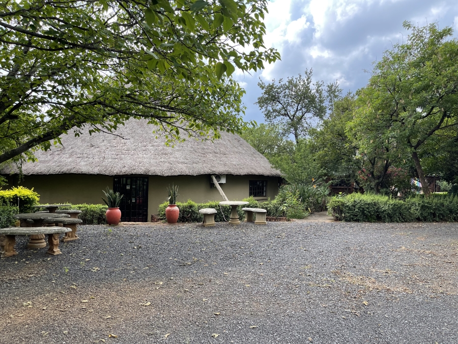 Commercial Property for Sale in Hartbeespoort Rural North West